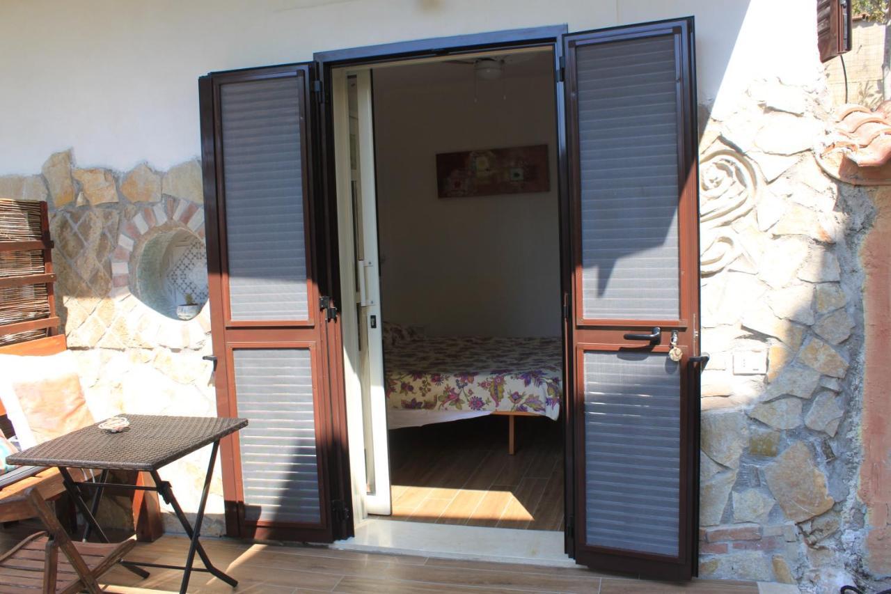 Buenavistasurfmed Bed & Breakfast Itri Bagian luar foto